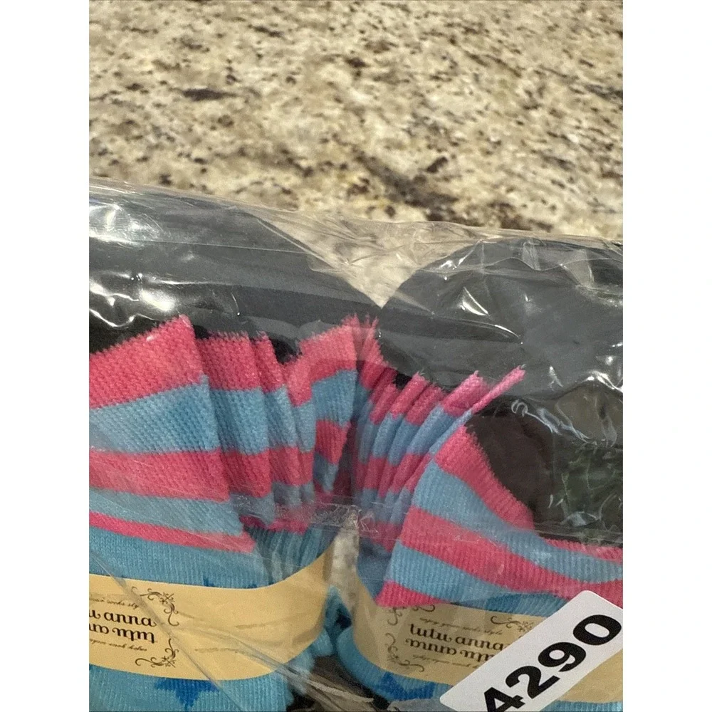 tutuanna Ankle Socks,‎ Pink with Pink  and Blue Stripes, 10 pairs. (4290)
